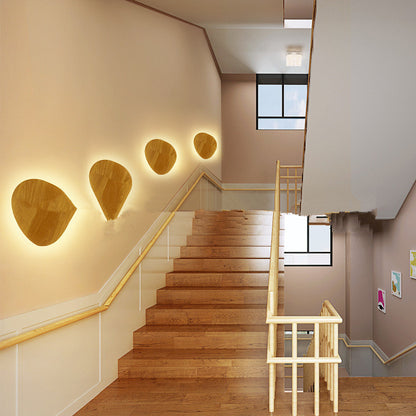 Log Art Wall Lamp – Rustic LED Lighting